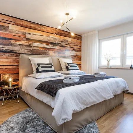 Modernes Mit Balkon & 2-parkplaetzen Odenthal