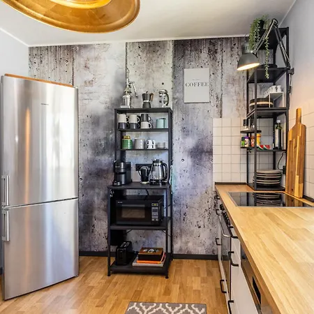 Modernes Mit Balkon & 2-parkplaetzen Appartement *