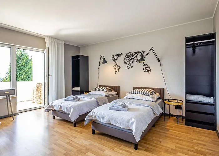 Modernes Mit Balkon & 2-parkplaetzen * 오덴탈