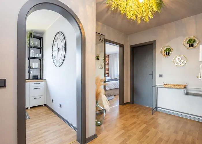 Modernes Mit Balkon & 2-parkplaetzen