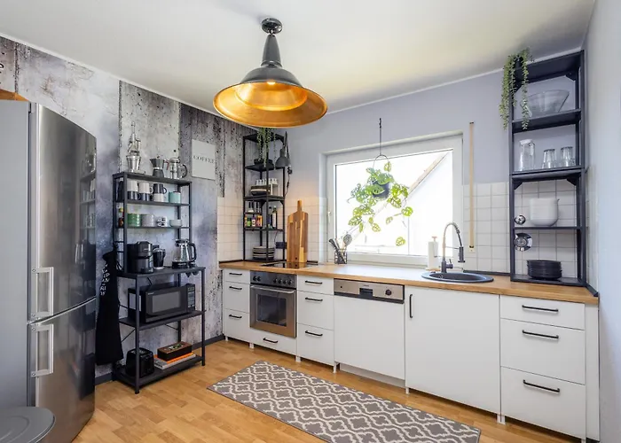 Modernes Mit Balkon & 2-parkplaetzen * 오덴탈